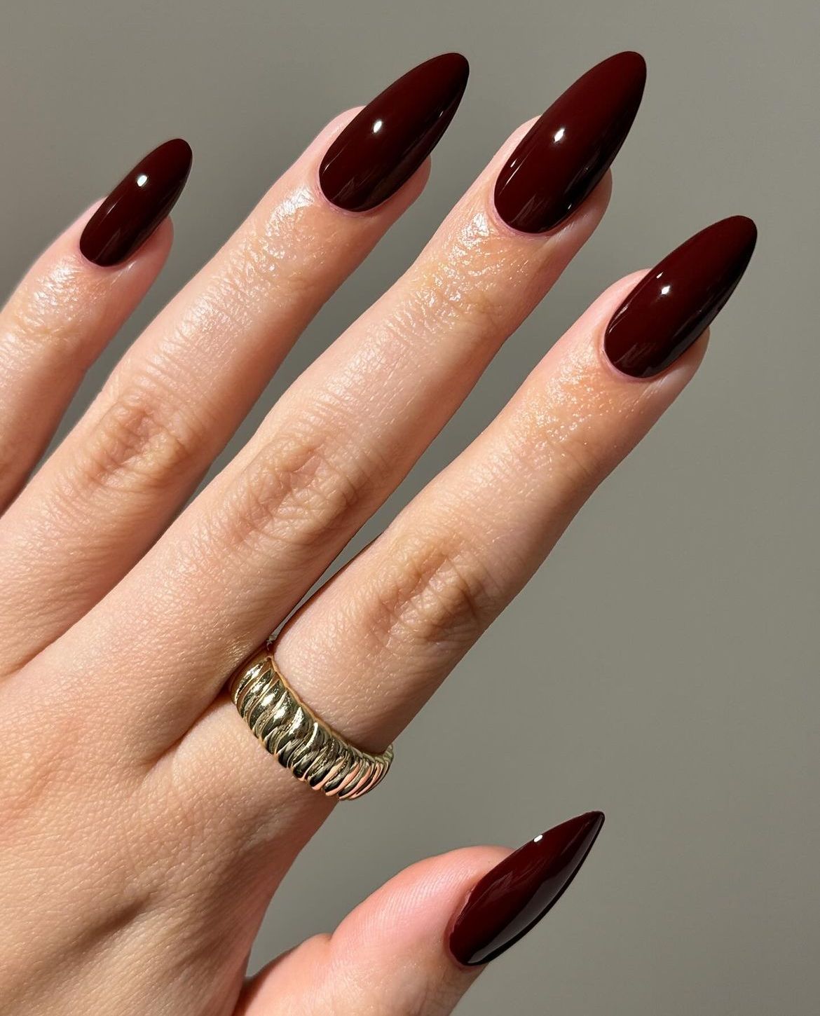 Glossy Finish Nail Paint - Image 3